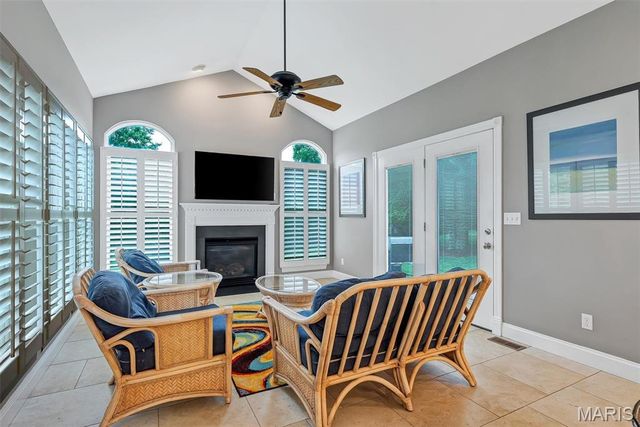 335 Summit Road, Fenton, MO 63026