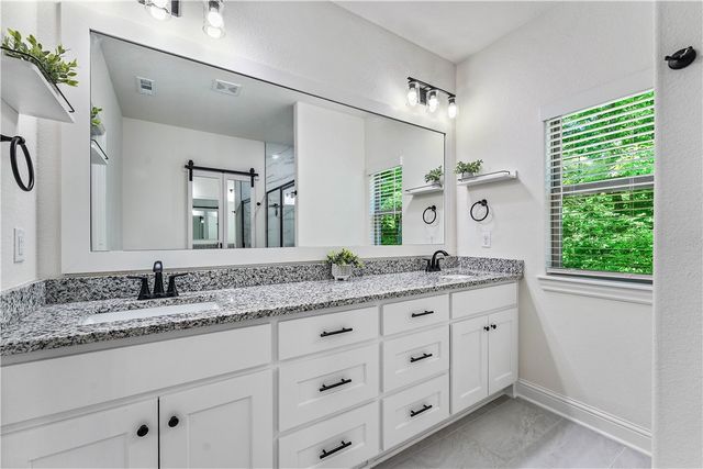 29 Chatham Drive, Bella Vista, AR 72714