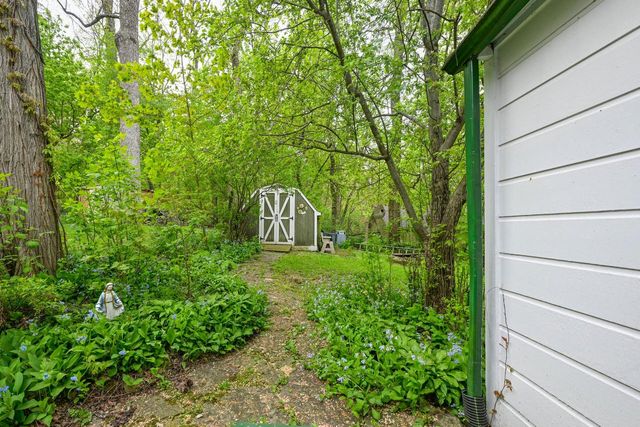 133 West Spring DRIVE, Twin Lakes, WI 53181
