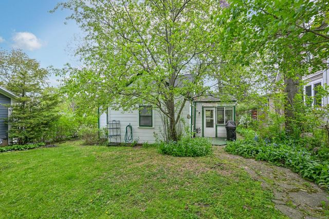133 West Spring DRIVE, Twin Lakes, WI 53181