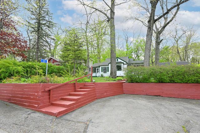 133 West Spring DRIVE, Twin Lakes, WI 53181
