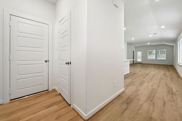 29223 Farmhouse Estates Drive, Waller, TX 77484