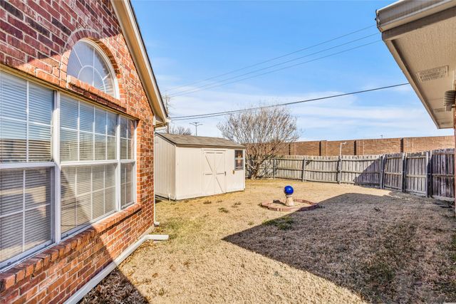 6710 Falcon Street, Rowlett, TX 75089