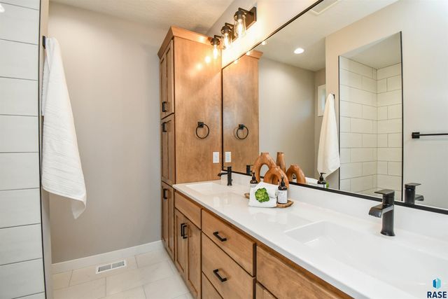 520 Quartzite Ave Avenue, Tea, SD 57064