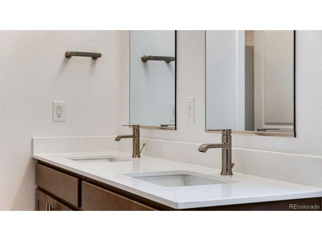 14012 Alpine Phlox Ln, Parker, CO 80134