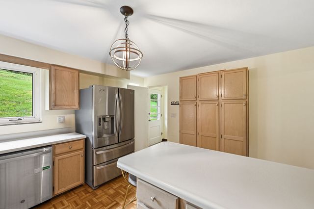 1260 Fox Chapel ROAD, Fox Chapel, PA 15238