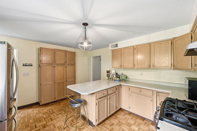 1260 Fox Chapel ROAD, Fox Chapel, PA 15238