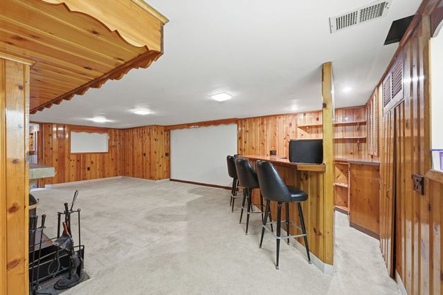 1260 Fox Chapel ROAD, Fox Chapel, PA 15238