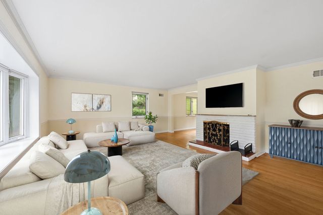 1260 Fox Chapel ROAD, Fox Chapel, PA 15238