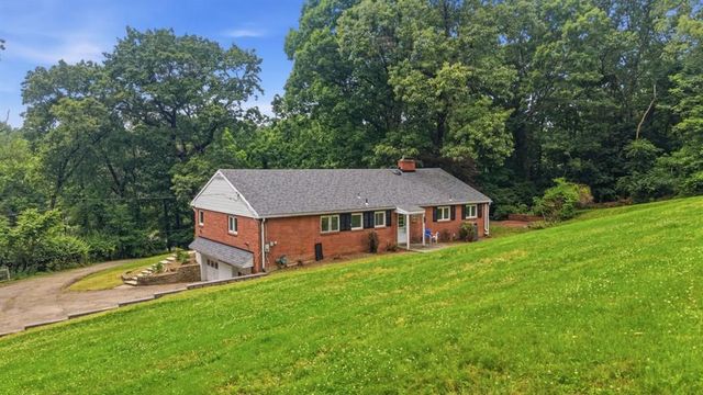 1260 Fox Chapel ROAD, Fox Chapel, PA 15238