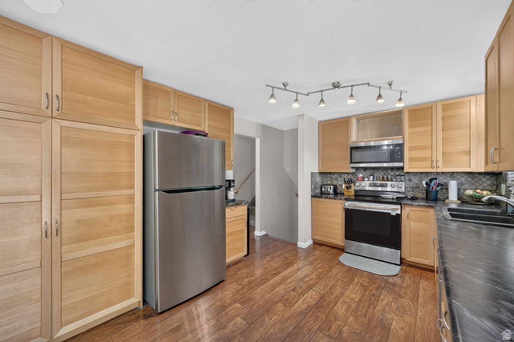 330 W 175 N, American Fork, UT 84003 — photo 2