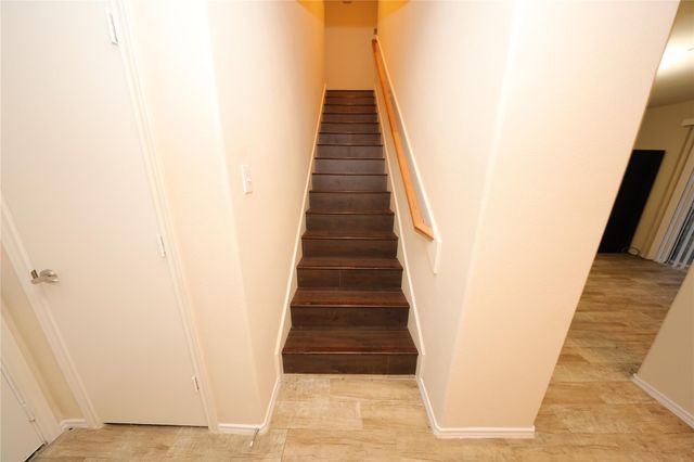 12620 Rio Bravo Street, Rosharon, TX 77583