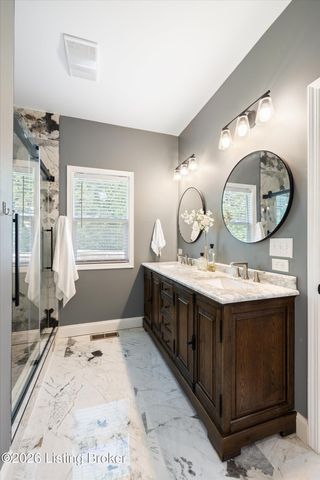5700 Old Floydsburg Rd, Crestwood, KY 40014