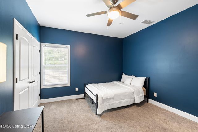 5700 Old Floydsburg Rd, Crestwood, KY 40014