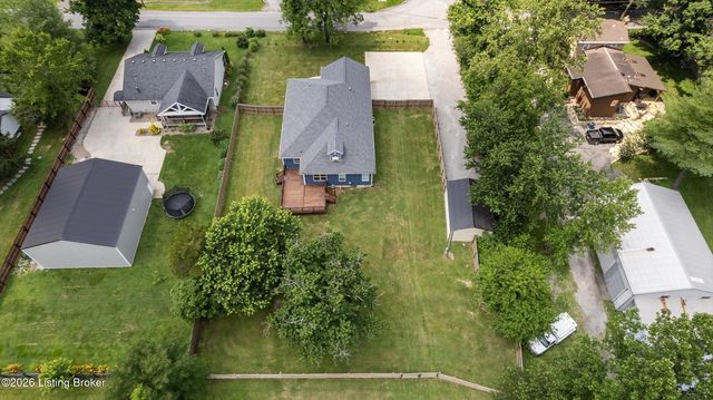 5700 Old Floydsburg Rd, Crestwood, KY 40014