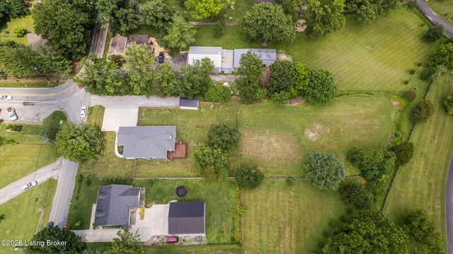 5700 Old Floydsburg Rd, Crestwood, KY 40014