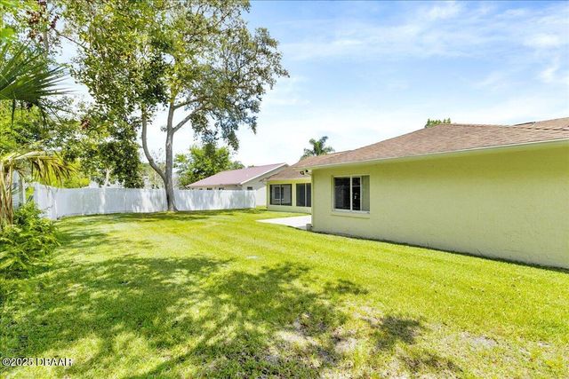 744 Hawks Ridge Road, Port Orange, FL 32127