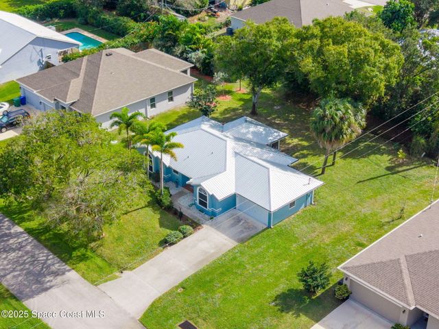 441 Avocado Avenue, Sebastian, FL 32958