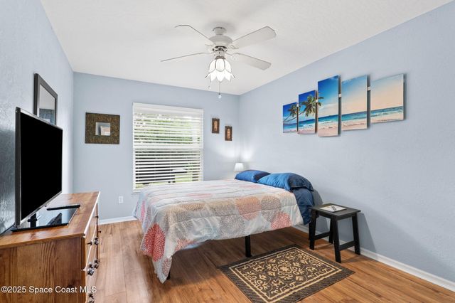 441 Avocado Avenue, Sebastian, FL 32958