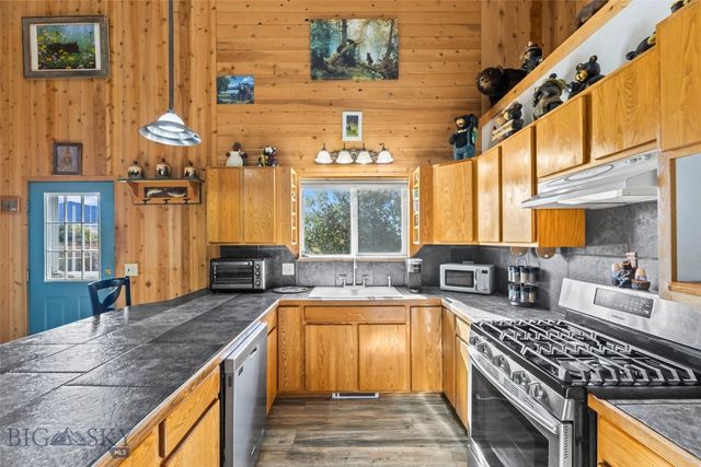 1801 Sun Avenue, Livingston, MT 59047