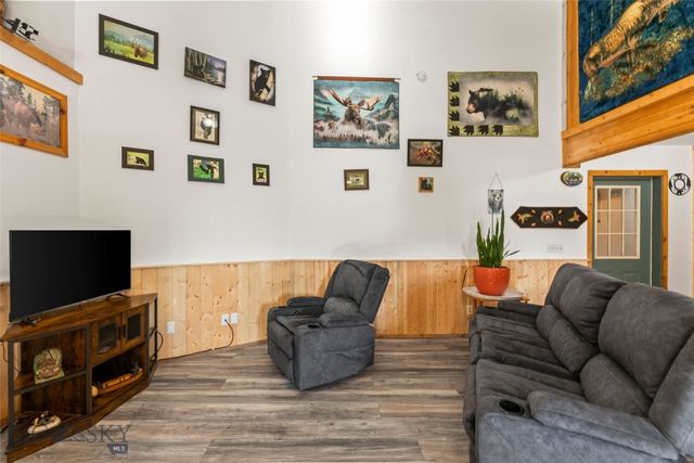 1801 Sun Avenue, Livingston, MT 59047