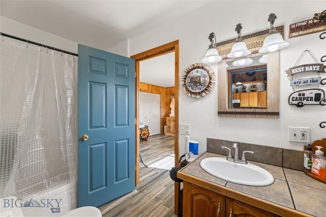 1801 Sun Avenue, Livingston, MT 59047