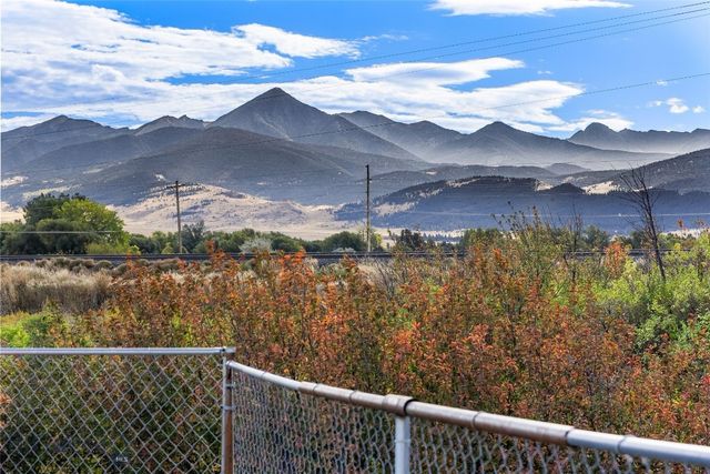 1801 Sun Avenue, Livingston, MT 59047