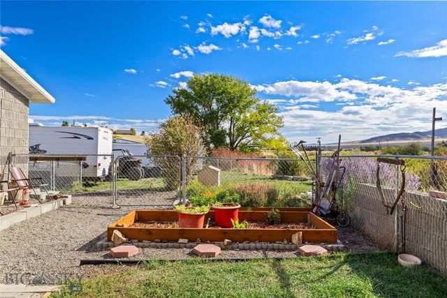 1801 Sun Avenue, Livingston, MT 59047