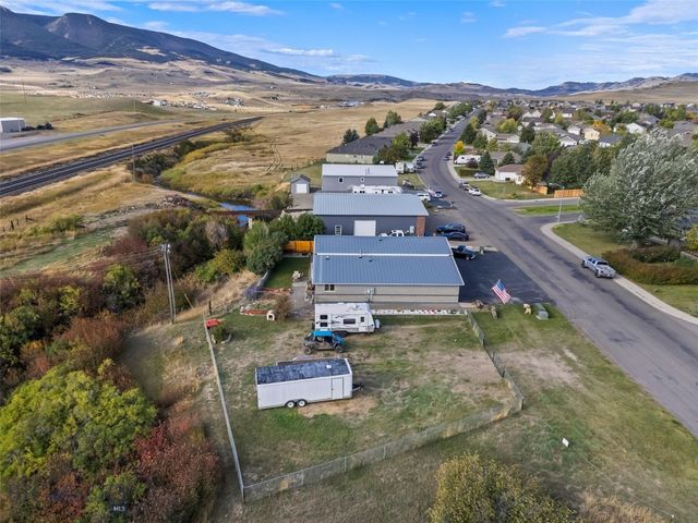 1801 Sun Avenue, Livingston, MT 59047