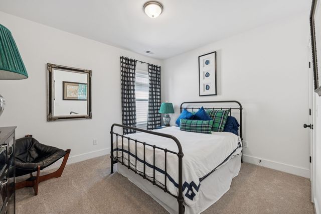 218 Southmen Ln, Spring Hill, TN 37174