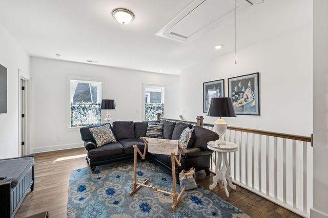 218 Southmen Ln, Spring Hill, TN 37174