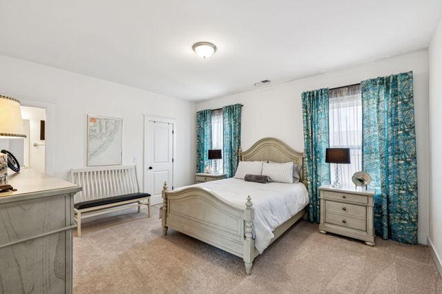 218 Southmen Ln, Spring Hill, TN 37174