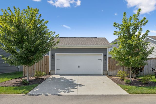 218 Southmen Ln, Spring Hill, TN 37174