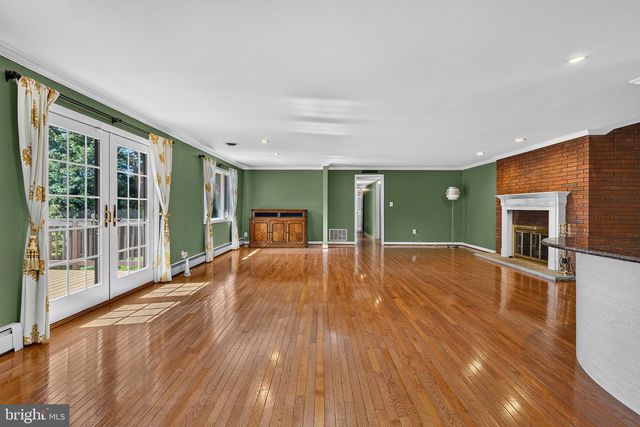 17 IVY HILL CT, Cockeysville, MD 21030