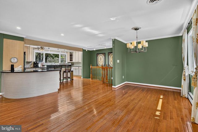 17 IVY HILL CT, Cockeysville, MD 21030