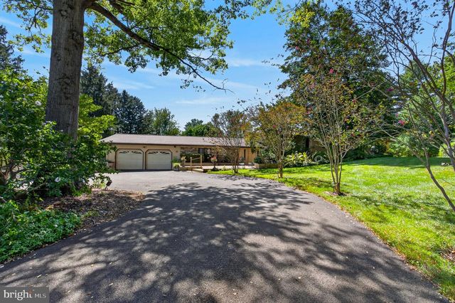 17 IVY HILL CT, Cockeysville, MD 21030