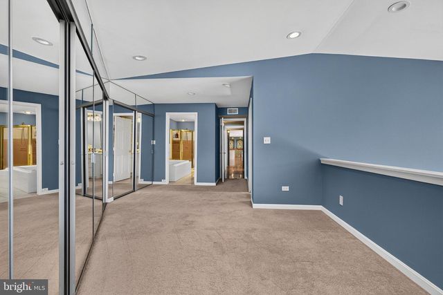 17 IVY HILL CT, Cockeysville, MD 21030