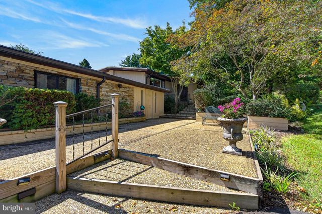17 IVY HILL CT, Cockeysville, MD 21030