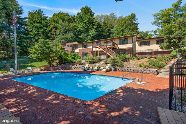 17 IVY HILL CT, Cockeysville, MD 21030
