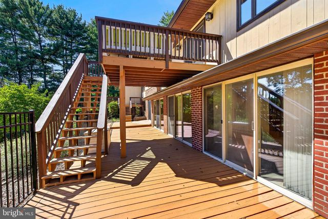 17 IVY HILL CT, Cockeysville, MD 21030