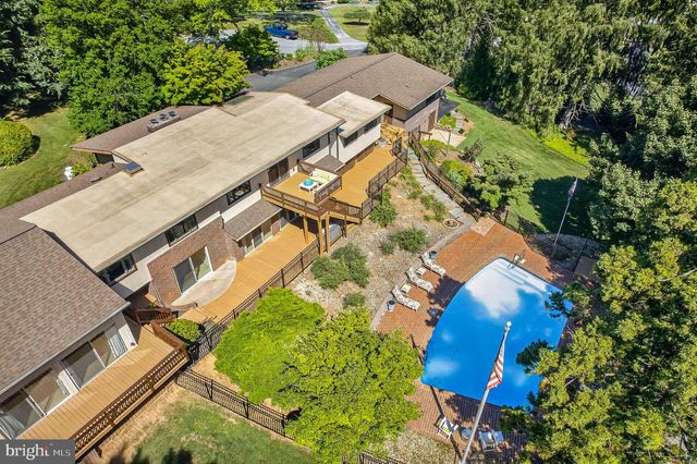 17 IVY HILL CT, Cockeysville, MD 21030