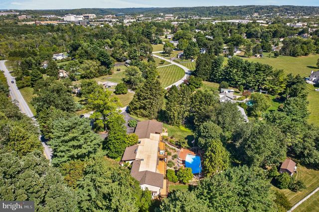 17 IVY HILL CT, Cockeysville, MD 21030