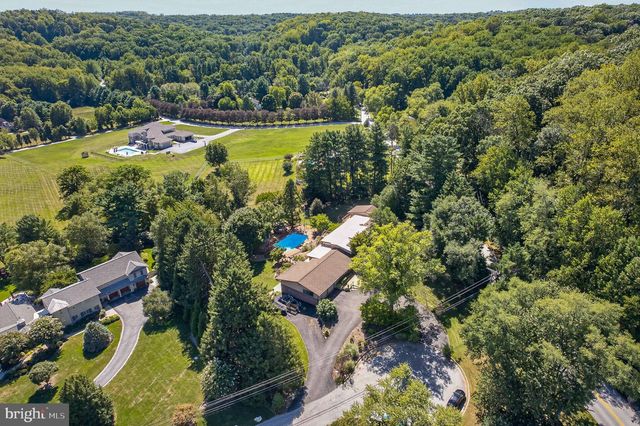 17 IVY HILL CT, Cockeysville, MD 21030