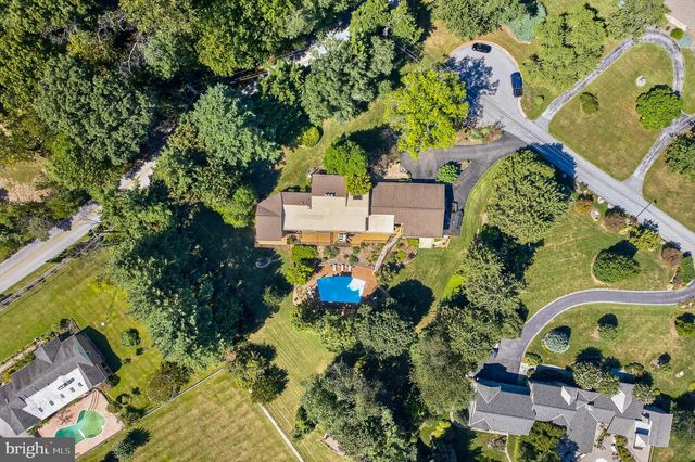 17 IVY HILL CT, Cockeysville, MD 21030