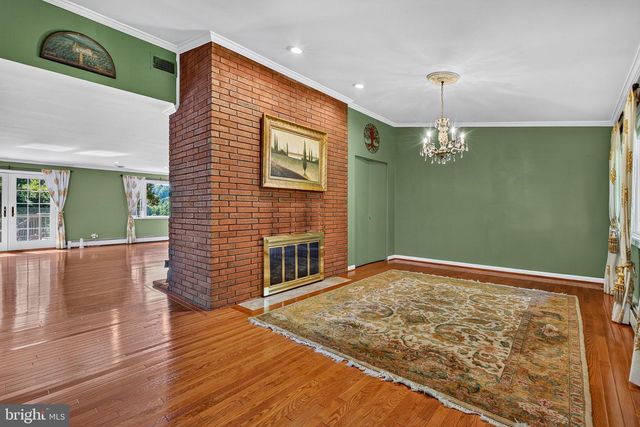 17 IVY HILL CT, Cockeysville, MD 21030