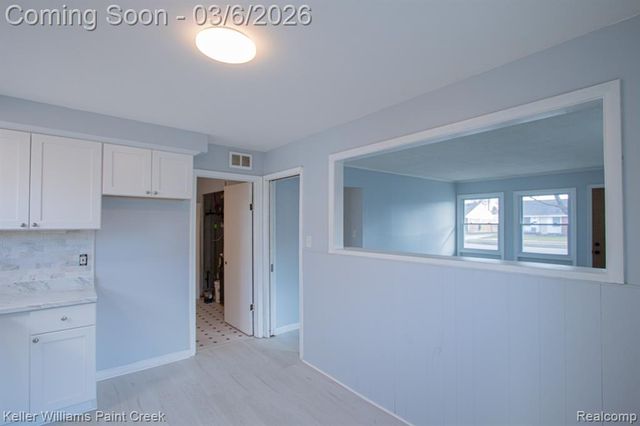 11169 Ocalla Drive, Warren, MI 48089