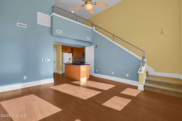 619 N 4th Street Apt 103, Wilmington, NC 28401