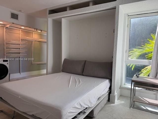 150 SW 10th St 7, Miami, FL 33130