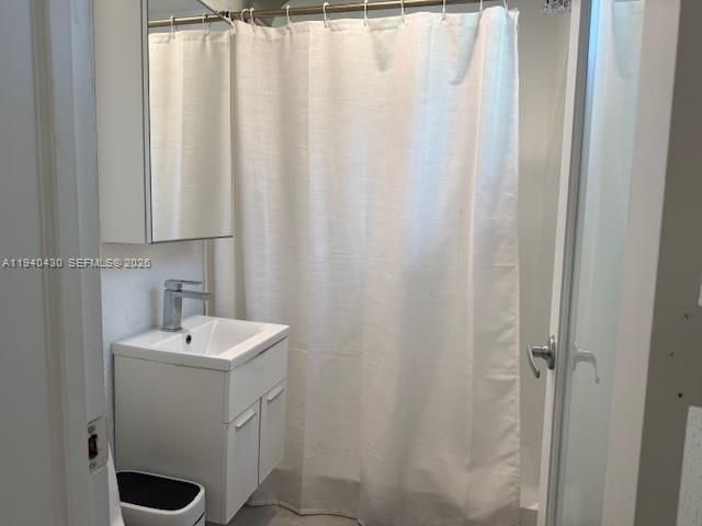 150 SW 10th St 7, Miami, FL 33130