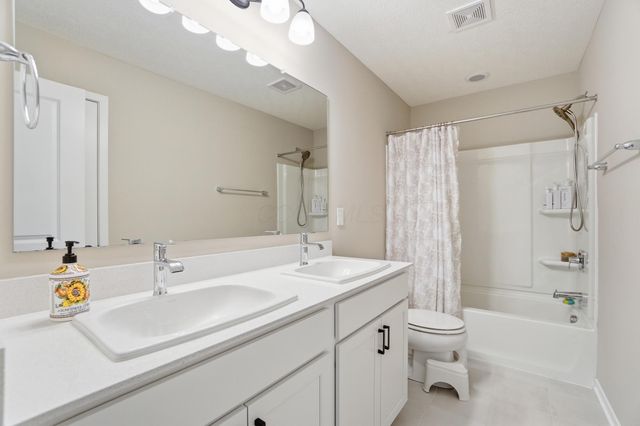 6446 Boone Drive, Powell, OH 43065